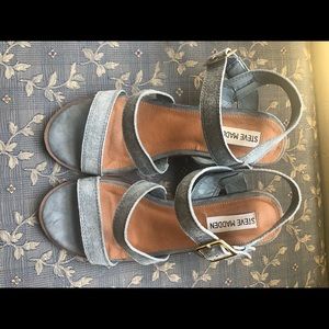 Steve Madden light blue suede sandals 7 block heel